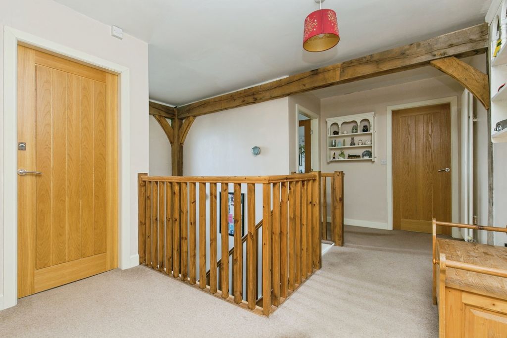 Property photo 2 of 20 Pbox-Img.Jpg