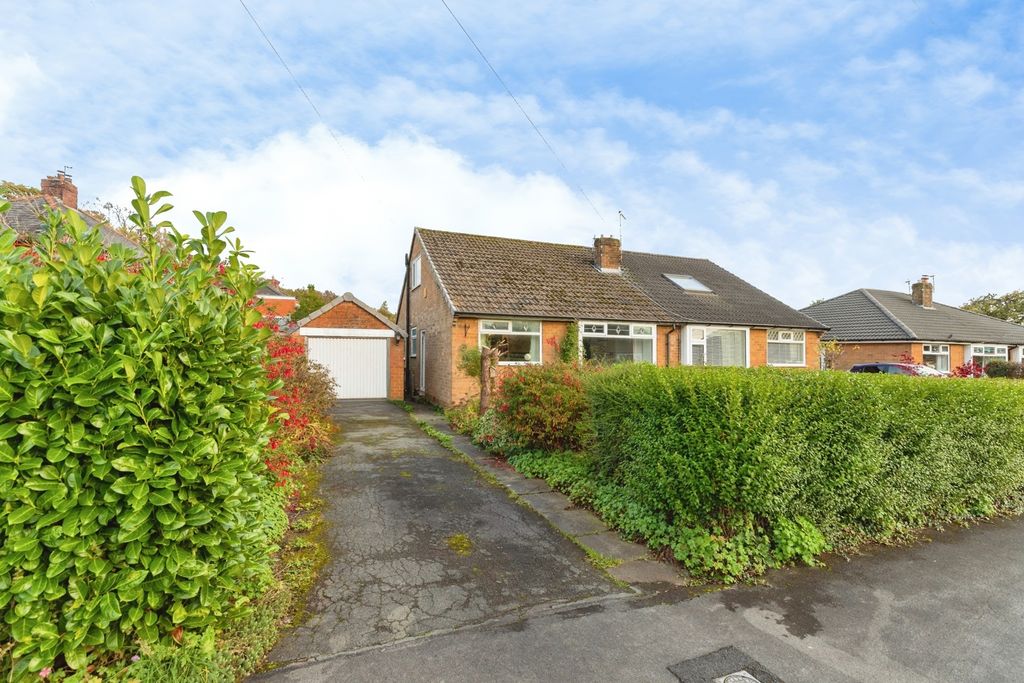 Property photo 1 of 16 Pbox-Img.Jpg