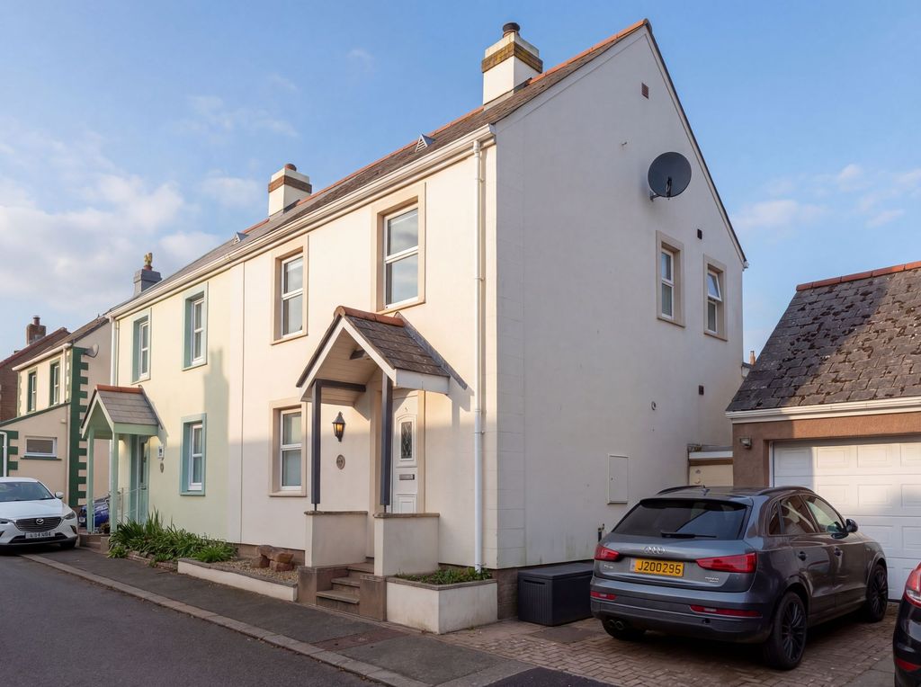 Property photo 1 of 24