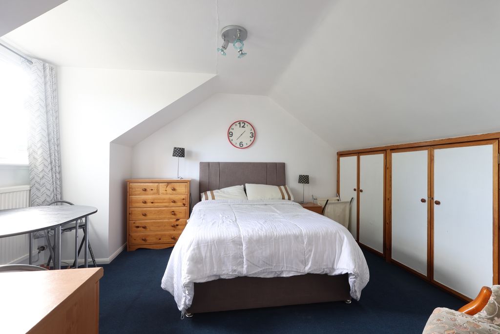 Property photo 1 of 4 Y67A1850