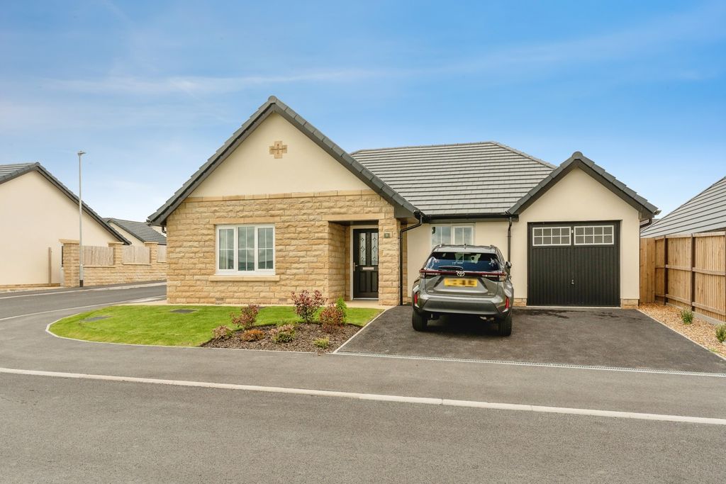 Property photo 1 of 20 Pbox-Img.Jpg