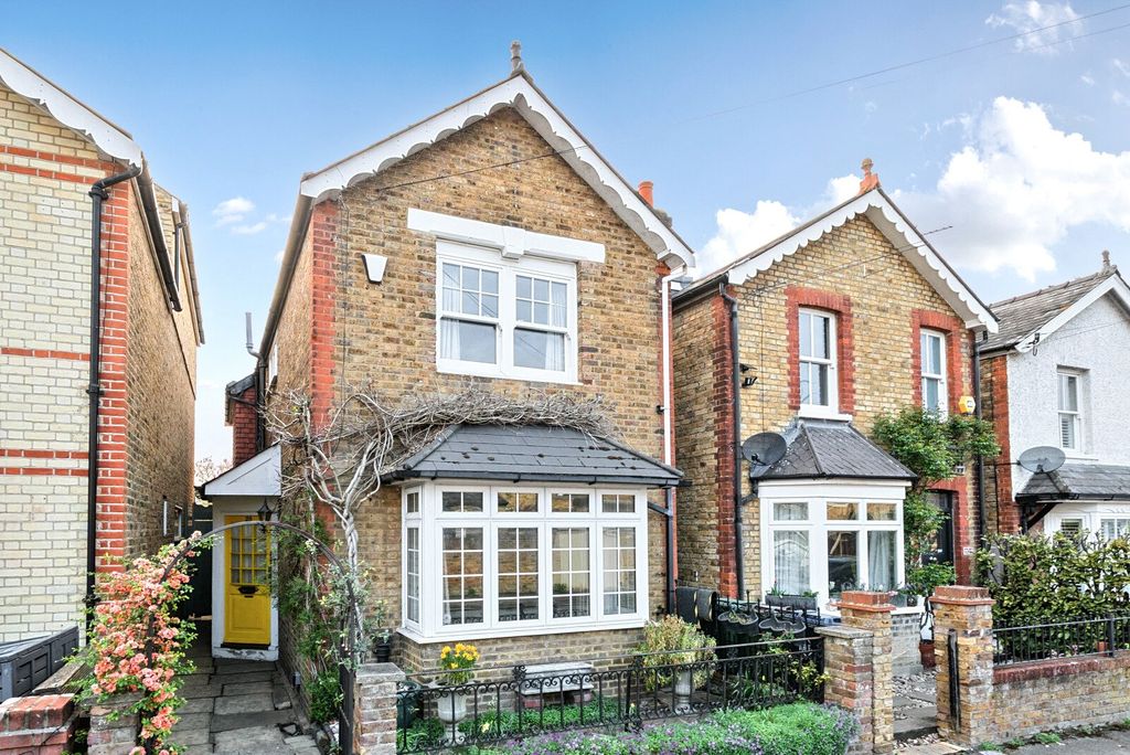 Property photo 1 of 16 Picture No. 11