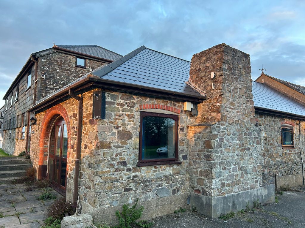 Property photo 1 of 31