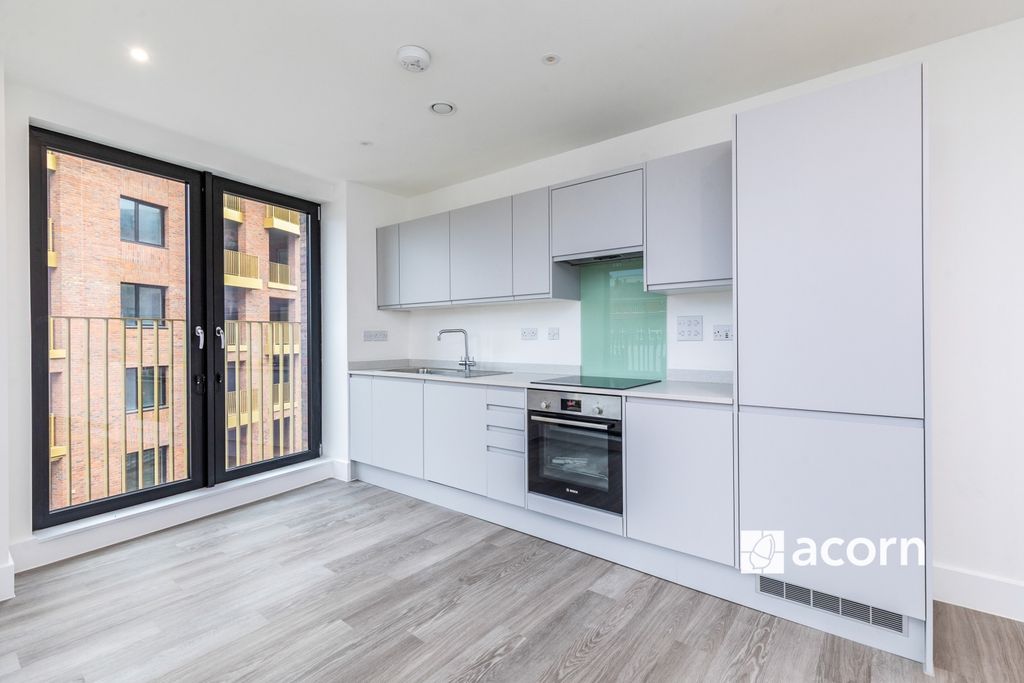 Property photo 3 of 10 8_Starlet_Wharf-4