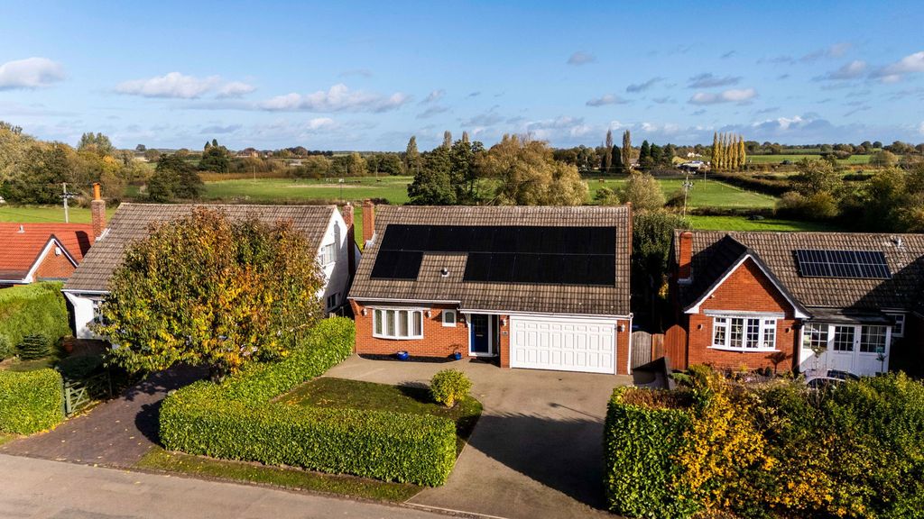 Property photo 1 of 31