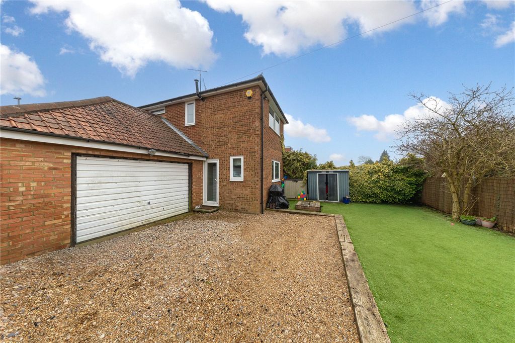 Property photo 1 of 20 Picture No. 24