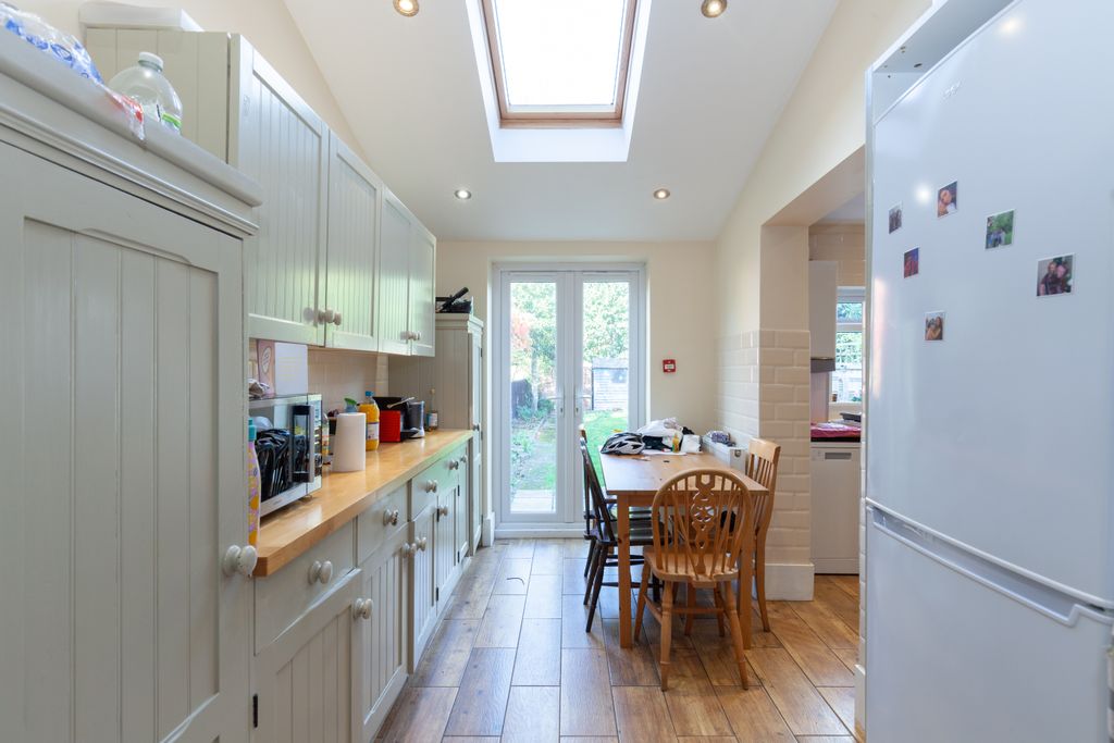 Property photo 1 of 10 Photo 01