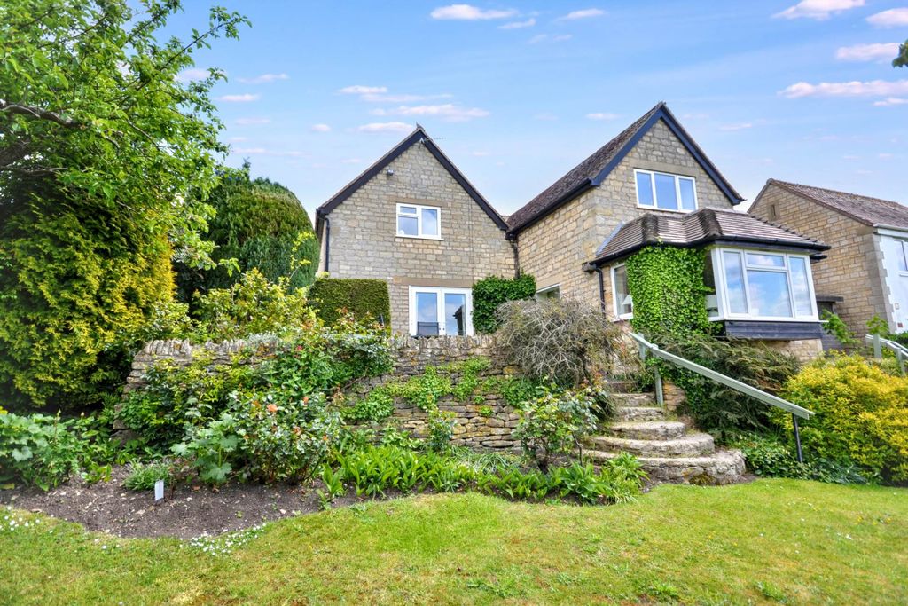 Property photo 1 of 23