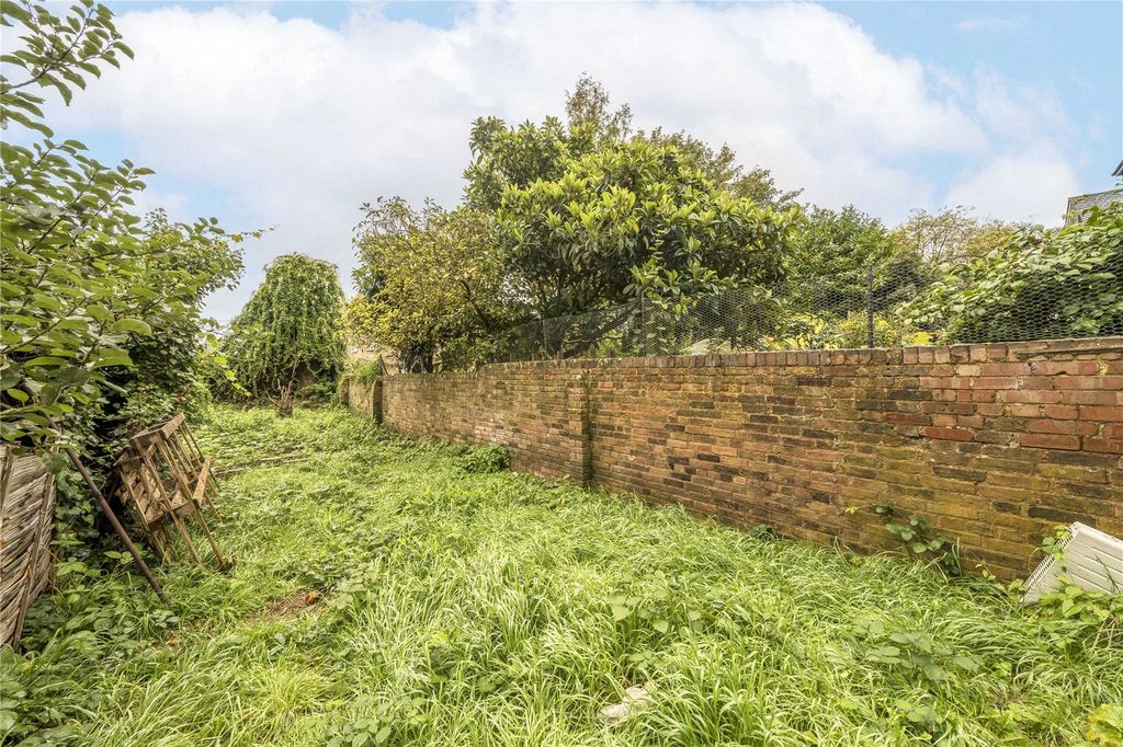 Property photo 2 of 11 Picture No. 11