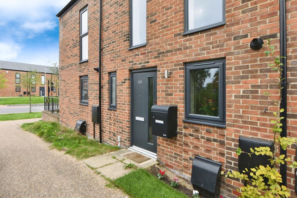 Property photo 1 of 15 Front