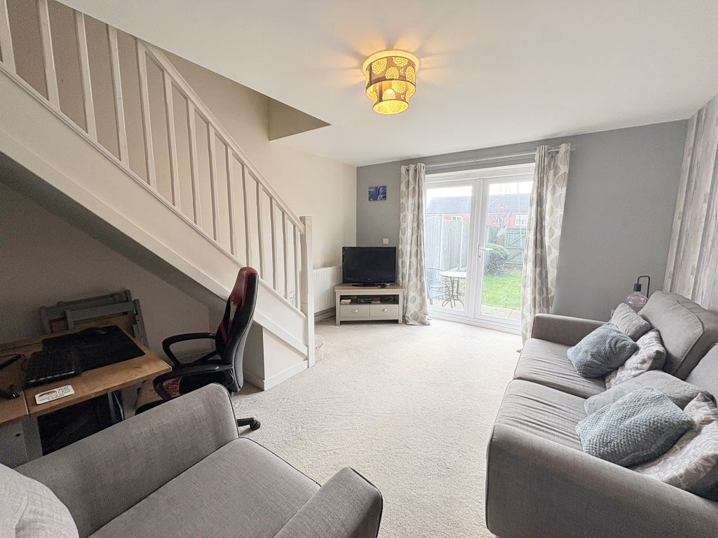 Property photo 3 of 12