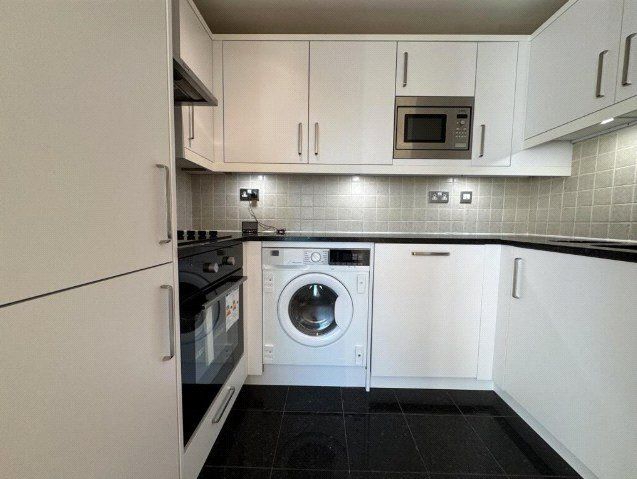 Property photo 3 of 5 Picture No. 04