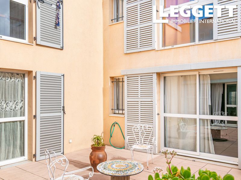 Property photo 2 of 10