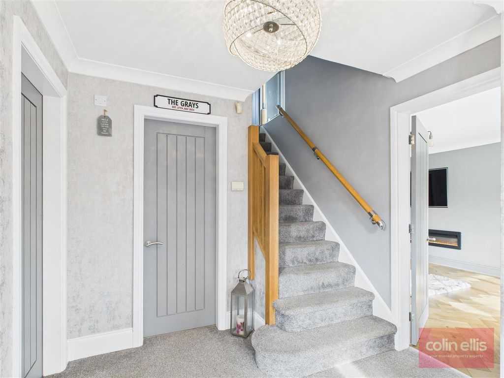 Property photo 2 of 36 Cam05075G0-Pr0213-Still008.Jpg