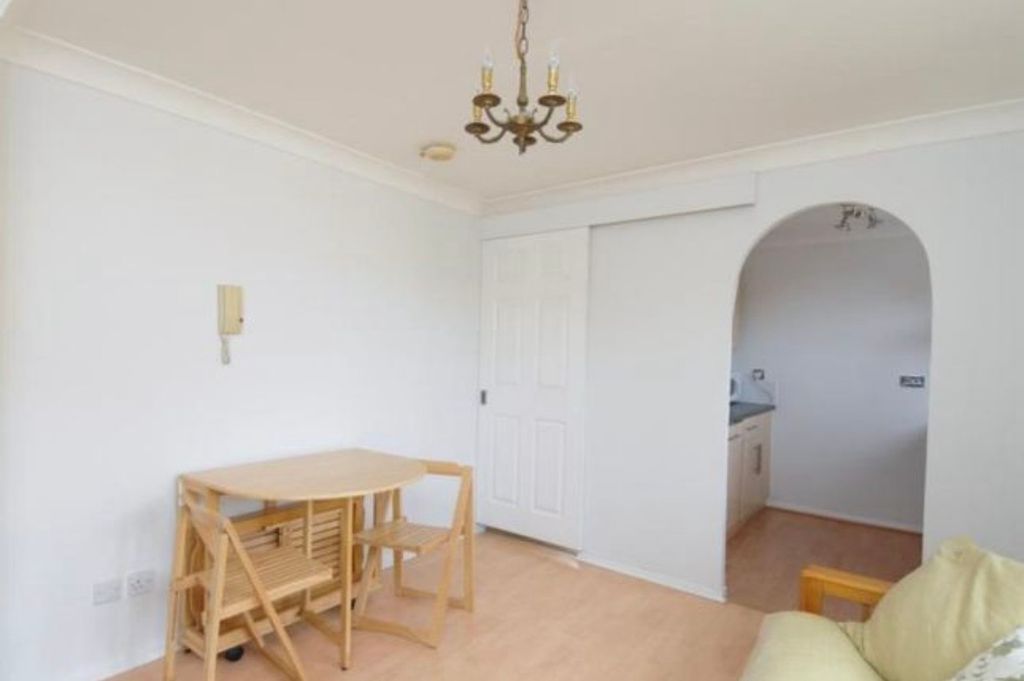 Property photo 3 of 8 Img_6172