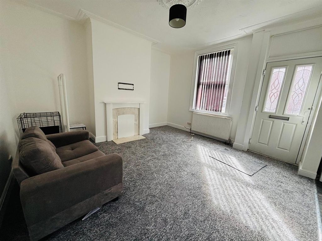 Property photo 2 of 7 Open Plan Living :