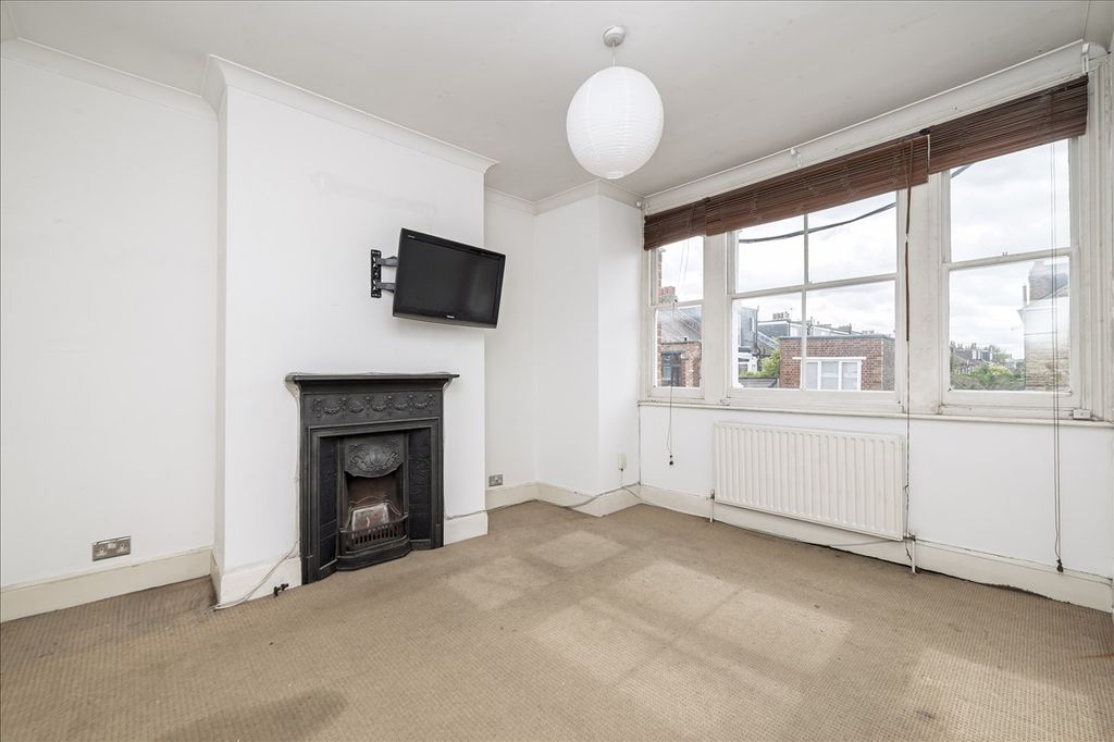Property photo 3 of 7