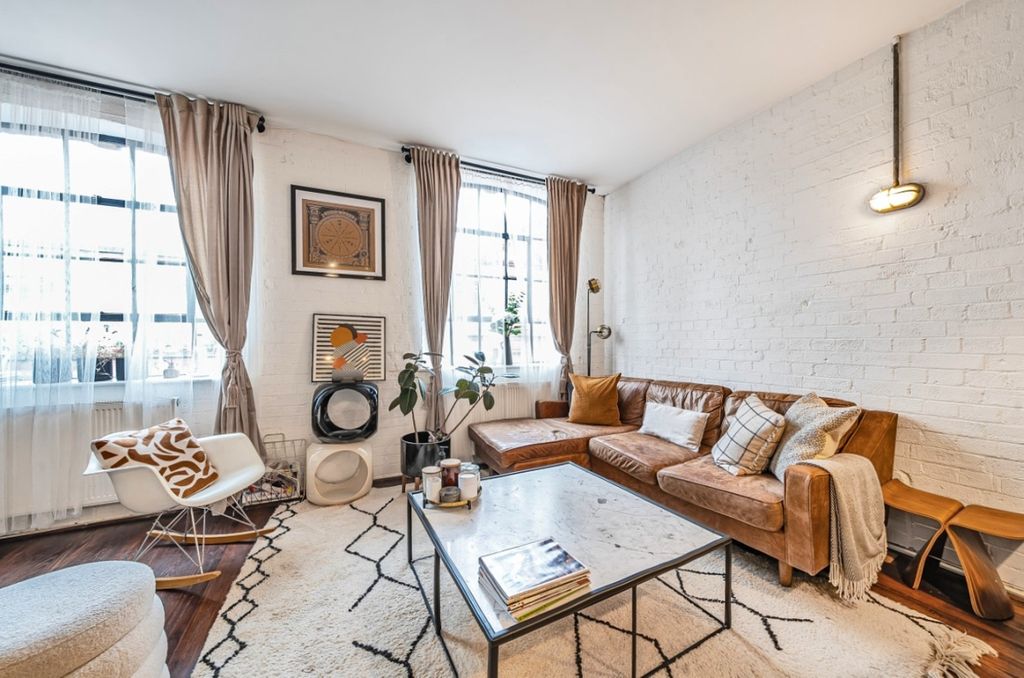 Property photo 2 of 13 1075335 (2)