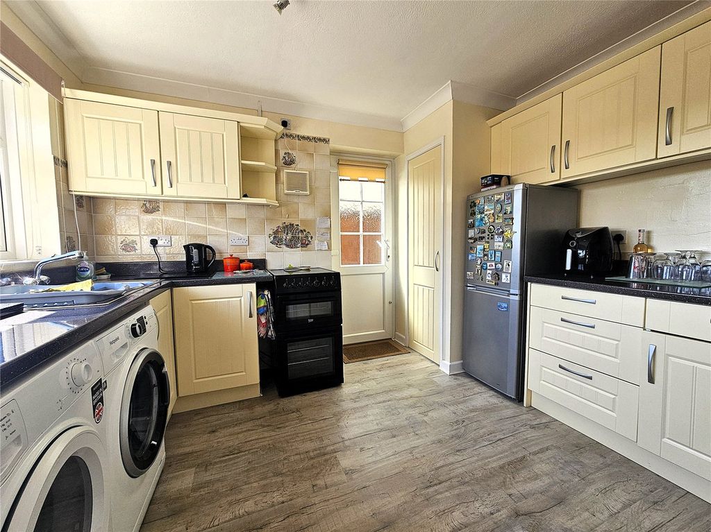 Property photo 3 of 21 Picture No. 23