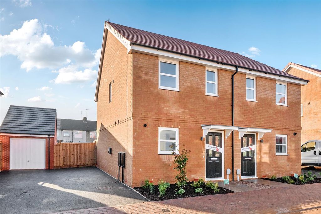 Property photo 1 of 10 1386358-8-69302Db00408E.Jpg