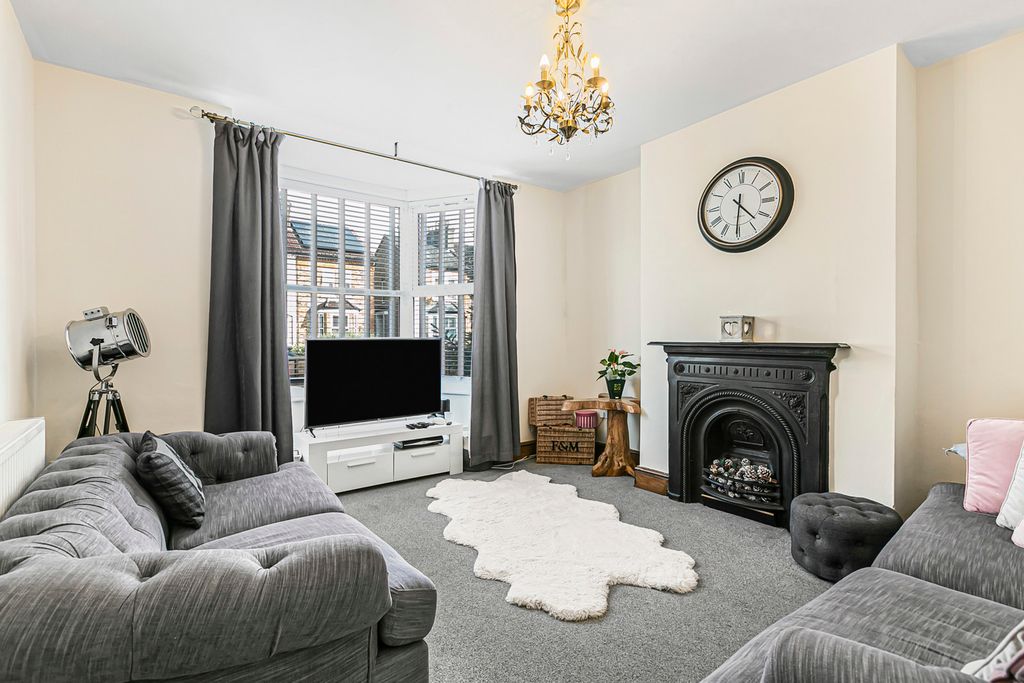 Property photo 2 of 17 Reception Room