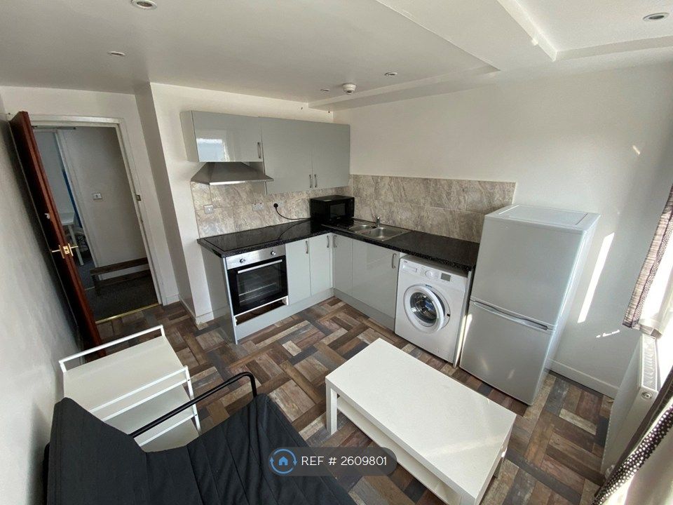 Property photo 1 of 5