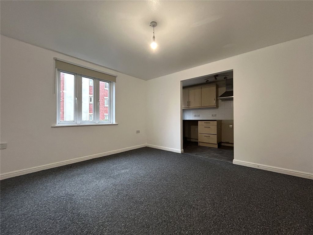 Property photo 2 of 6 Picture No. 08