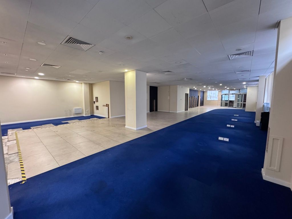 Property photo 2 of 6 Photo 5