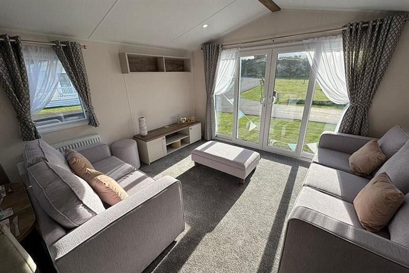 Property photo 2 of 9 007477 1 20260215 00.Jpeg