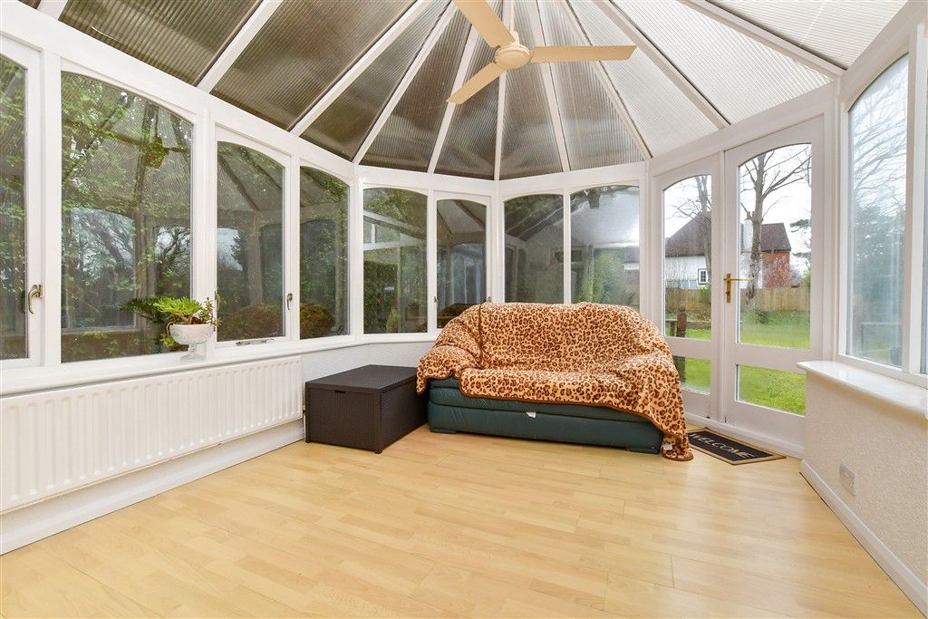 Property photo 1 of 12 Garden Room