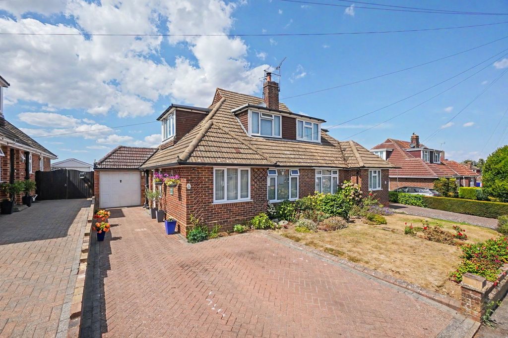 Property photo 1 of 26