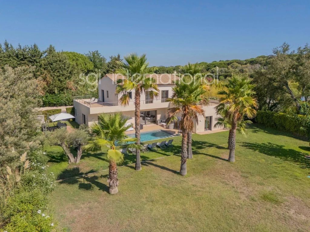 Property photo 1 of 15 Ref 2370 - Saint-Tropez – Contemporary Villa Near The Center