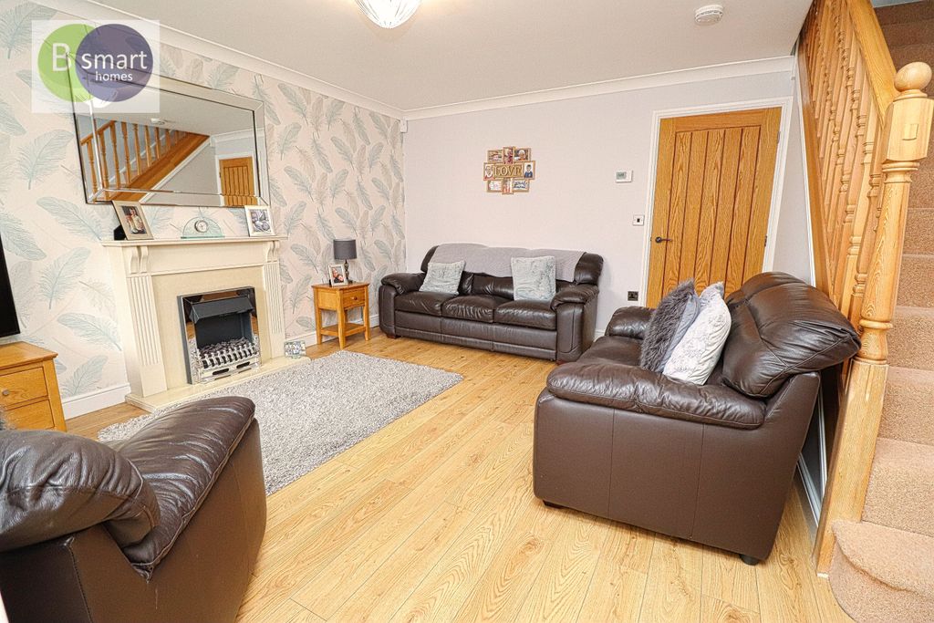 Property photo 3 of 18 Img_9699