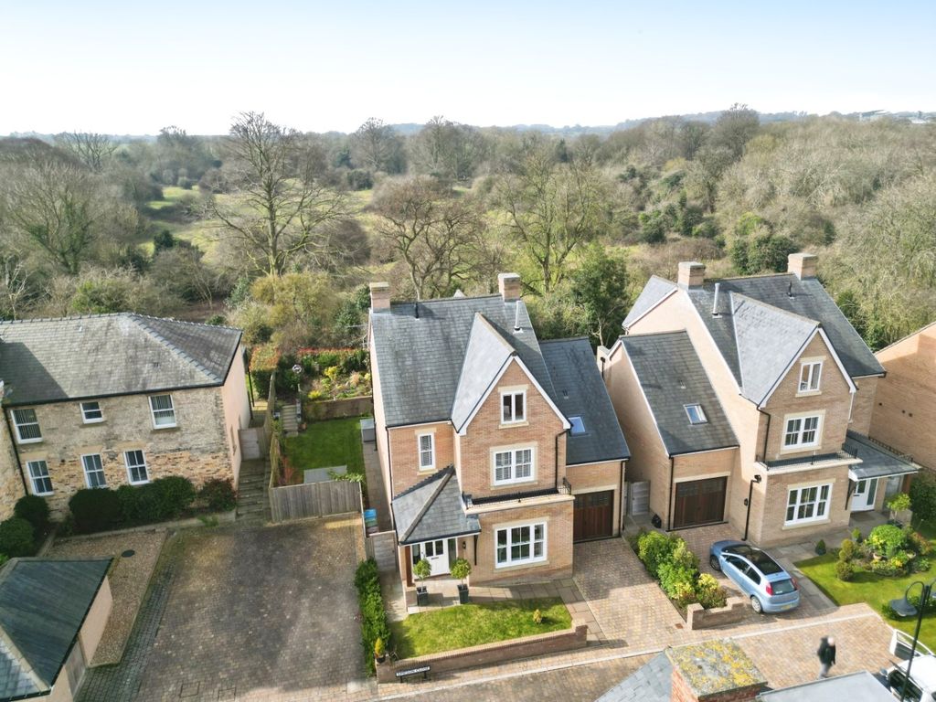 Property photo 1 of 36 3983120
