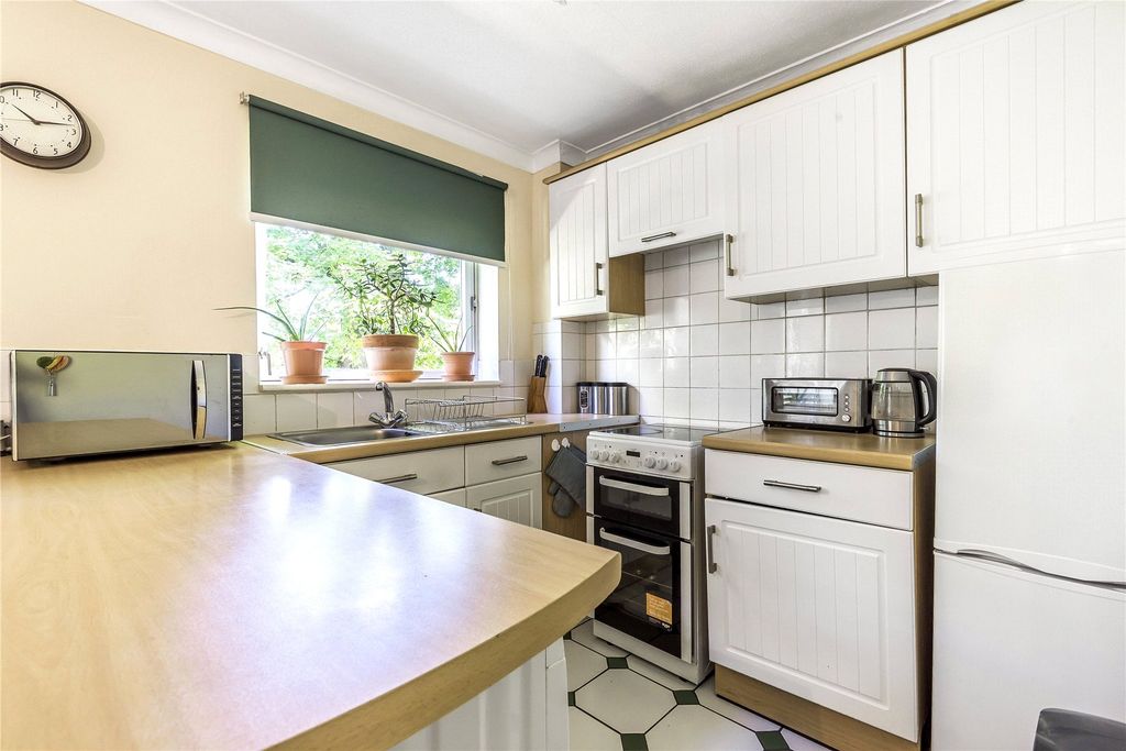 Property photo 2 of 10 Picture No. 08