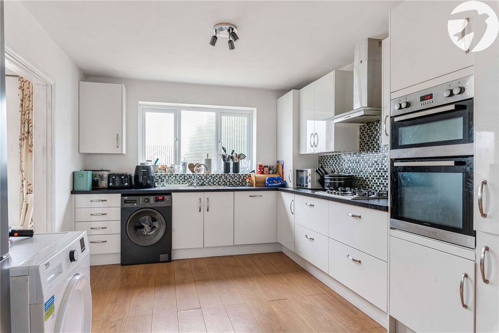 Property photo 2 of 17 Robinson Jackson