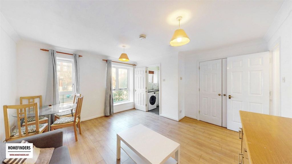 Property photo 3 of 15 Picture 3