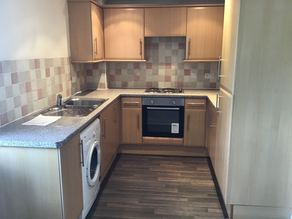 Property photo 2 of 8