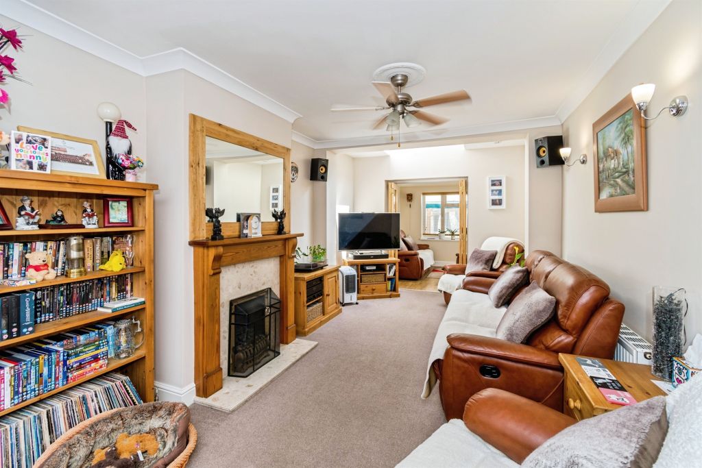 Property photo 2 of 29