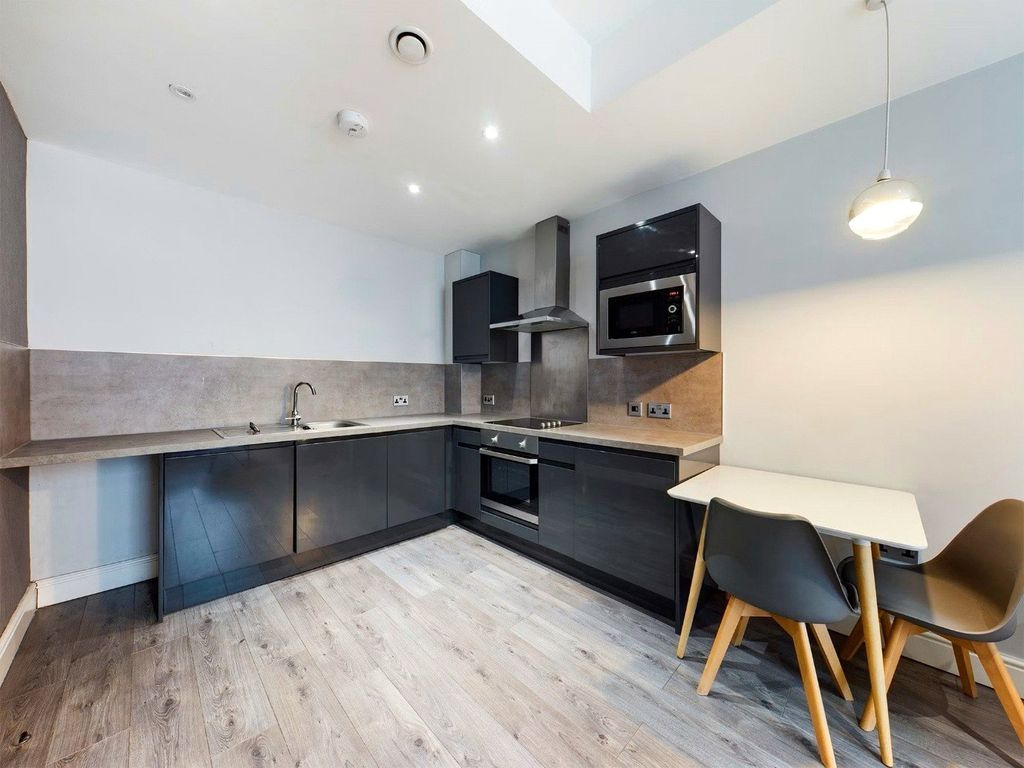 Property photo 3 of 6 Picture No. 05