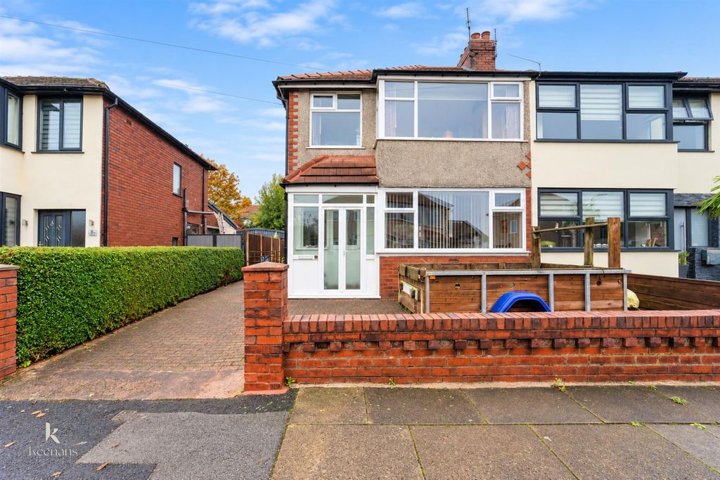 Property photo 1 of 20 ,-256.Jpg