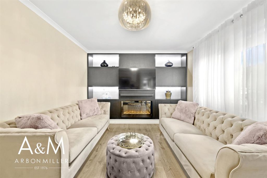 Property photo 2 of 27 4D4A4931.Jpg