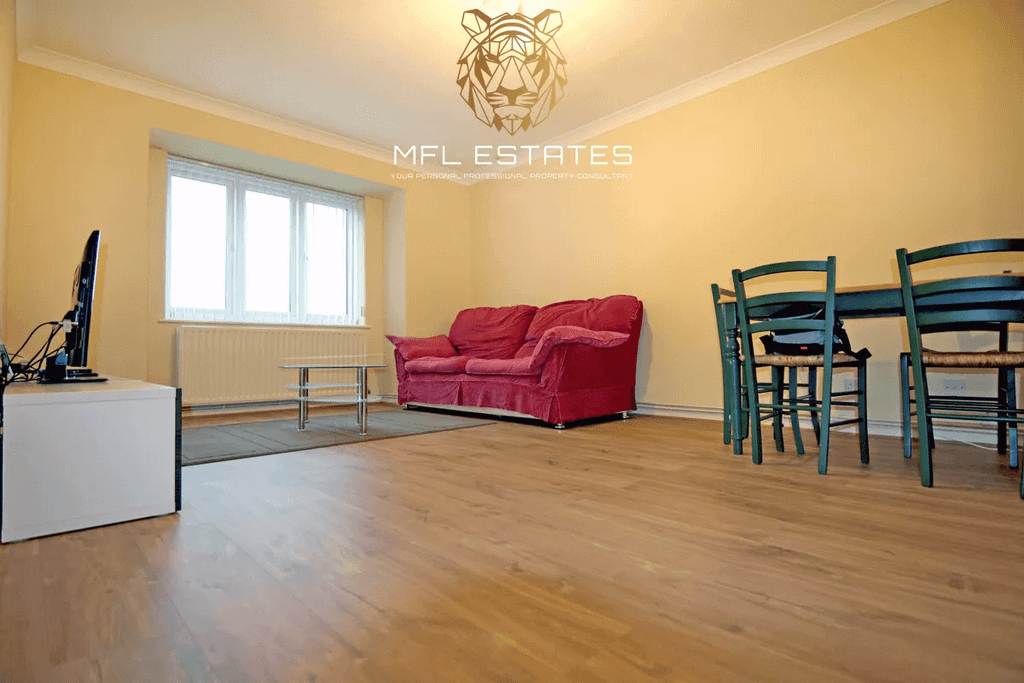 Property photo 2 of 10 Gallery