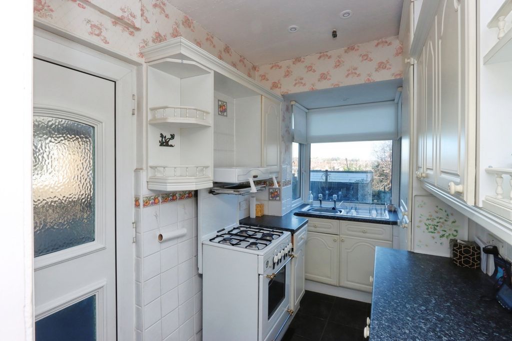 Property photo 2 of 20 Pbox-Img.Jpg