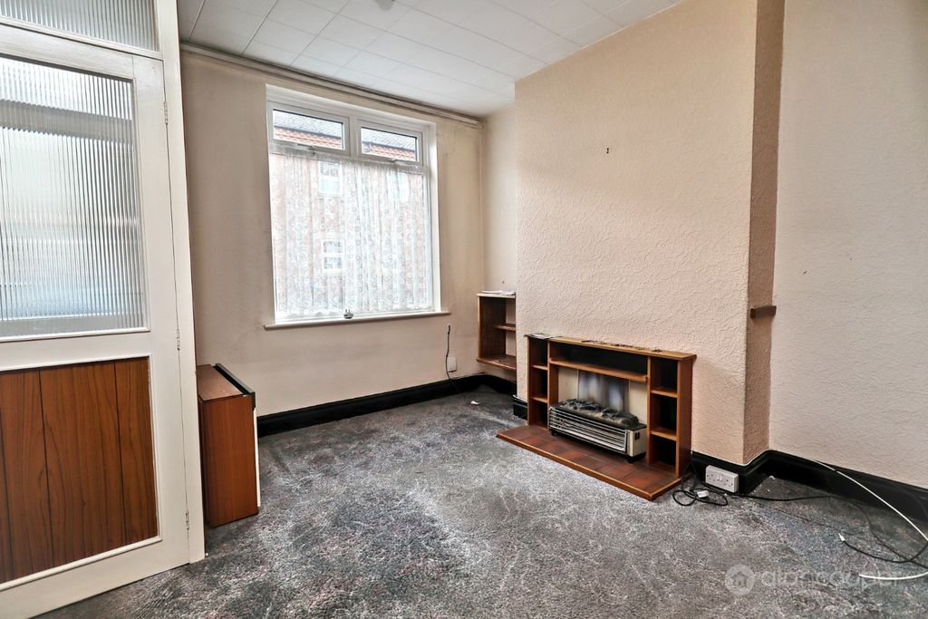 Property photo 2 of 23 3617904