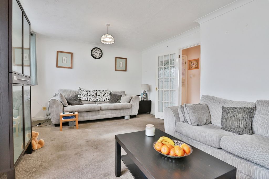 Property photo 2 of 18 Pbox-Img.Jpg