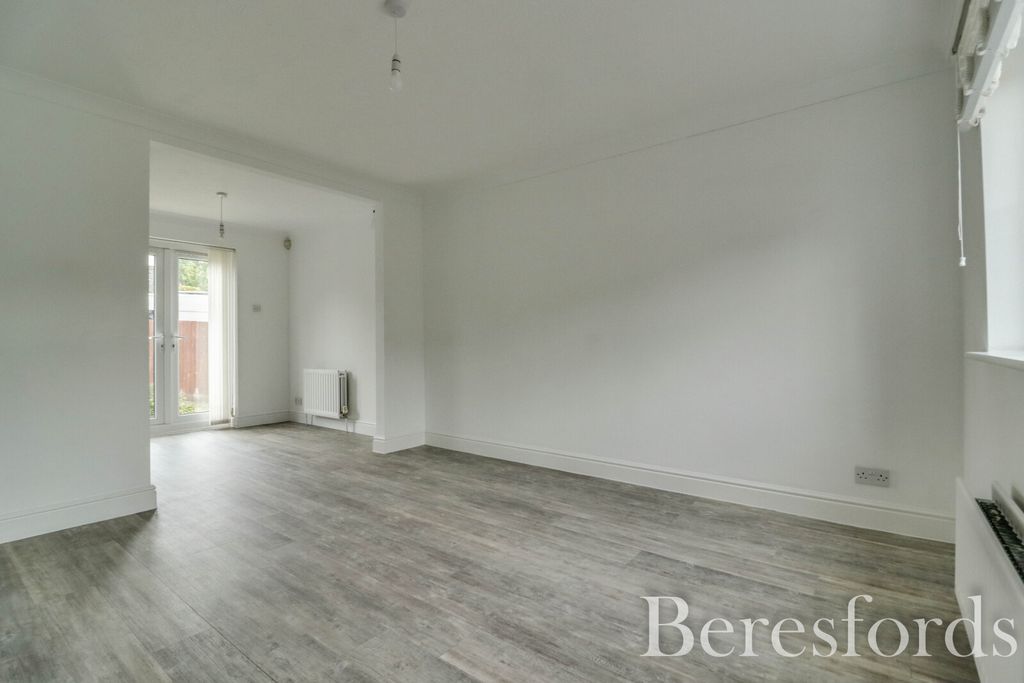 Property photo 2 of 18 Picture 2