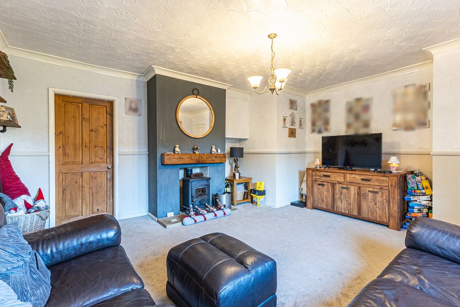 Property photo 3 of 25