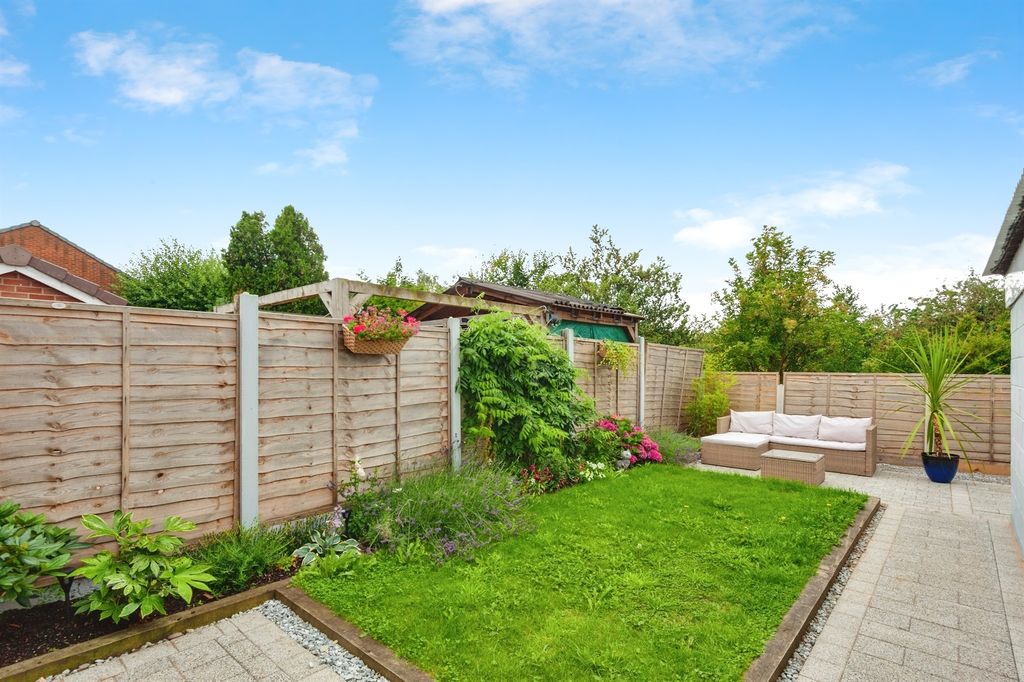 Property photo 2 of 16