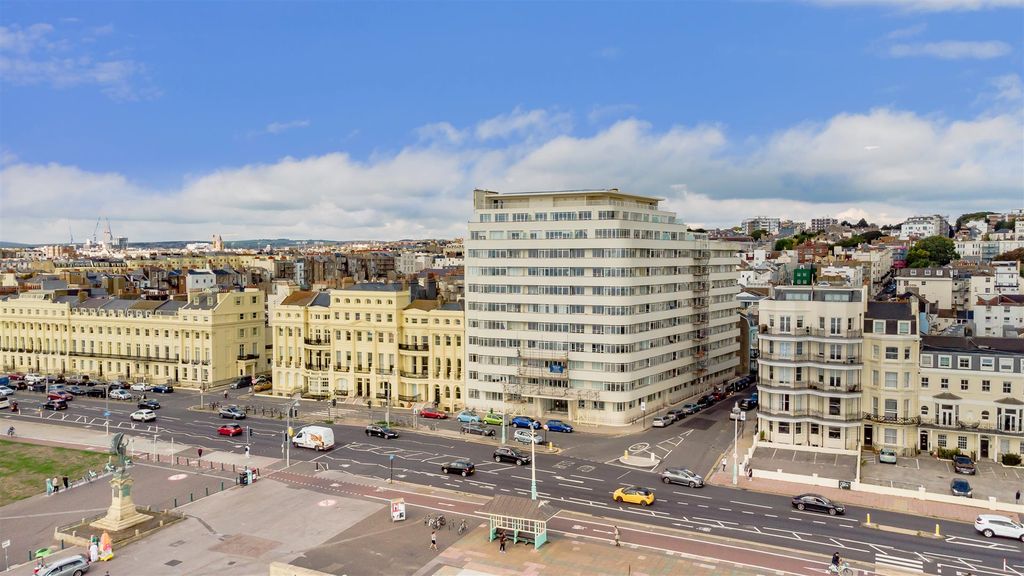 Property photo 1 of 37 Embassy Court, Flat 3-7.Jpg